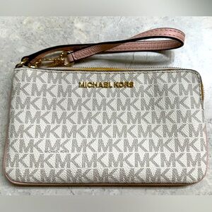 Michael Kors Wristlet